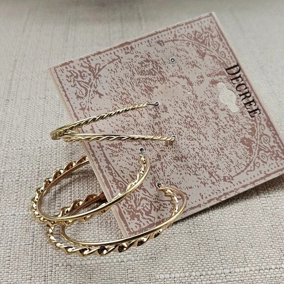 Decree Women Earrings Gold Tone Set of 2 Round Hoop Earrings Ear Jewelry New - Picture 3 of 12